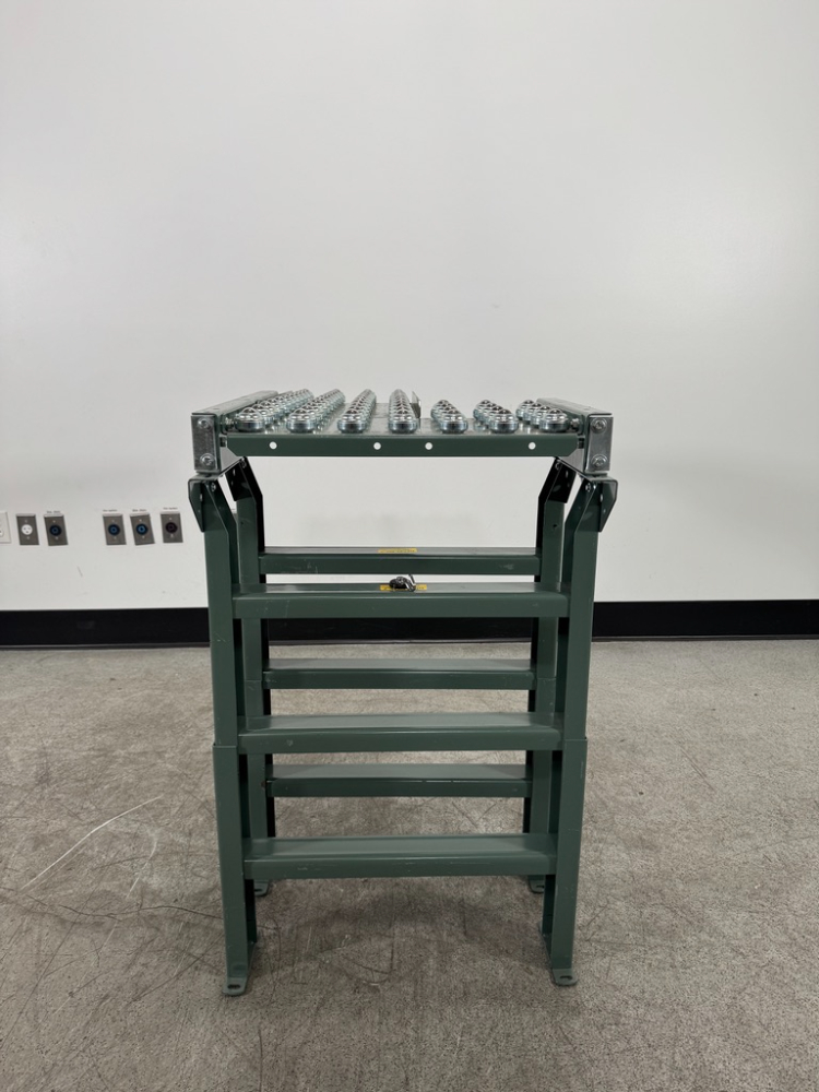Image of Hytrol Industrial Ball Transfer Table Conveyor